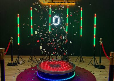 Cabina 360 element con efecto de confeti